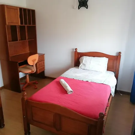 Semesterbostad Casa Do Quebrado