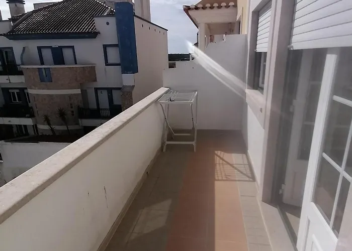 Casa Do Quebrado Tatil Evi Peniche